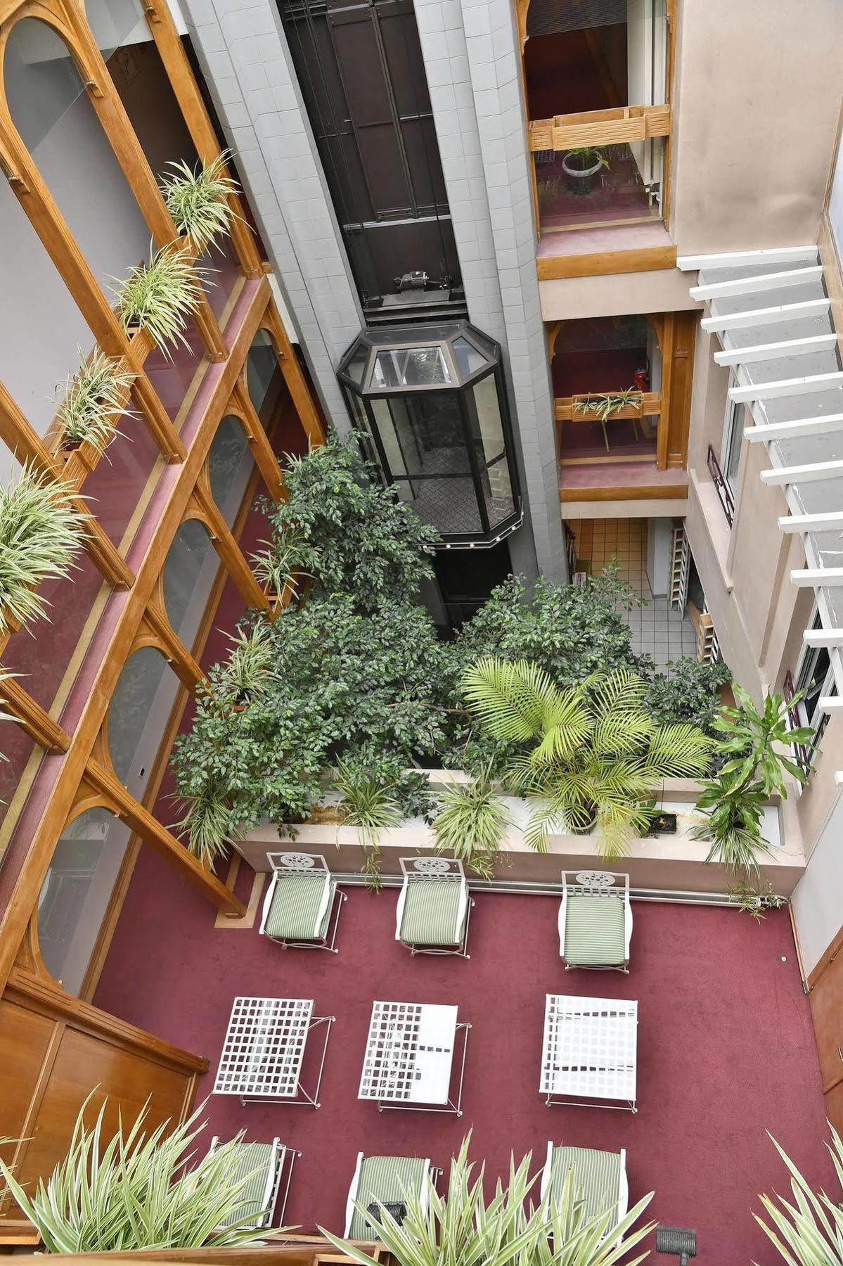 Le Grand Hotel Saint-Quentin  Kültér fotó